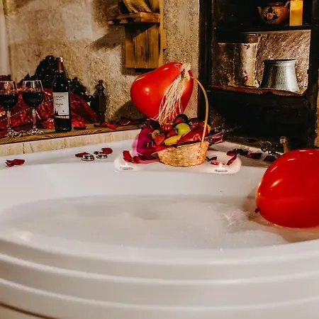 Üç Güzeller Konaği 2* Ürgüp