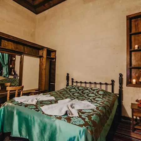 Üç Güzeller Konaği