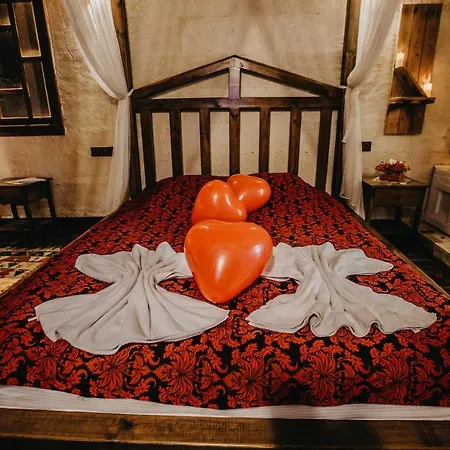 Üç Güzeller Konaği 2*